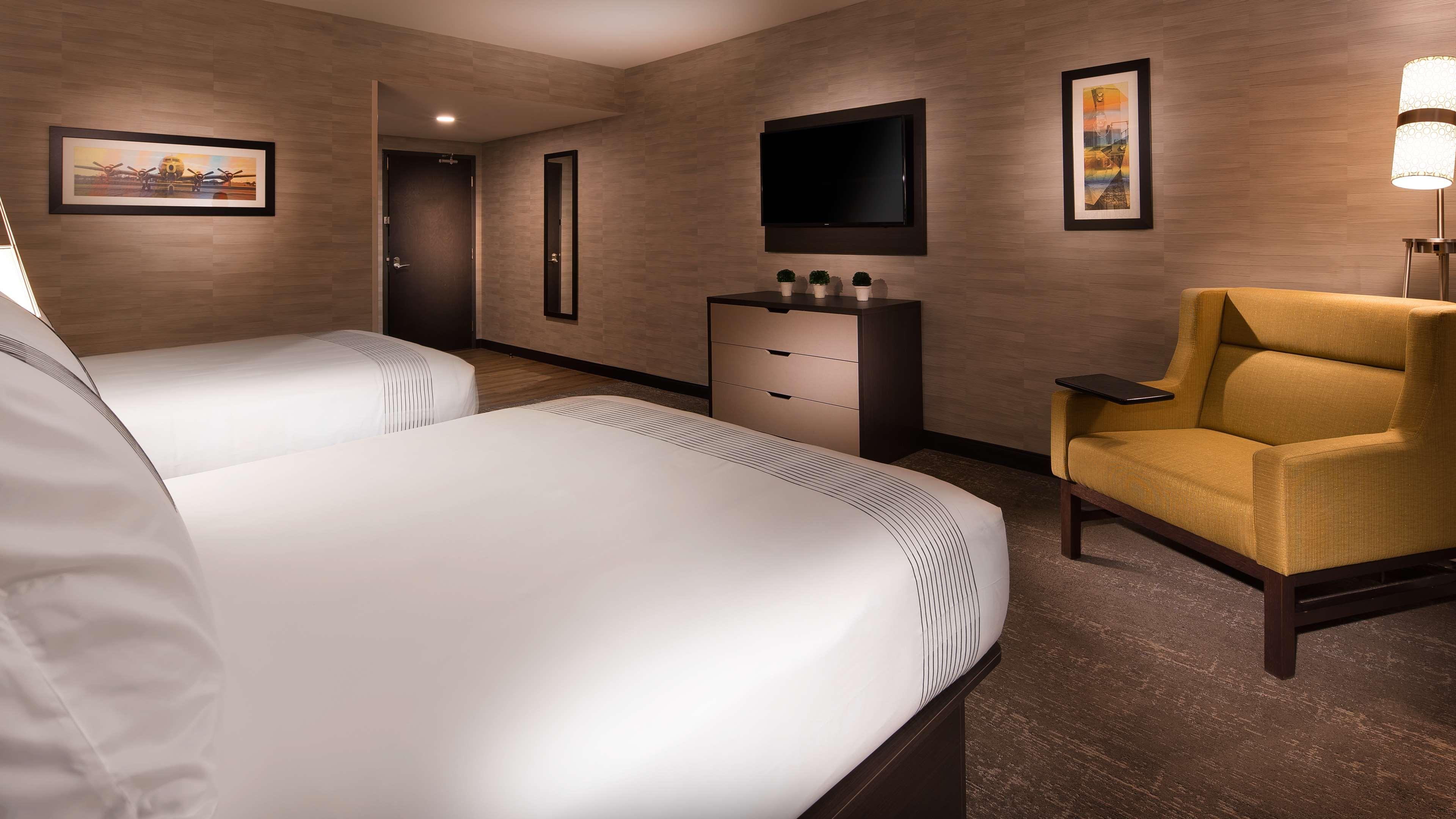 Glo Best Western Kanata Ottawa West Экстерьер фото