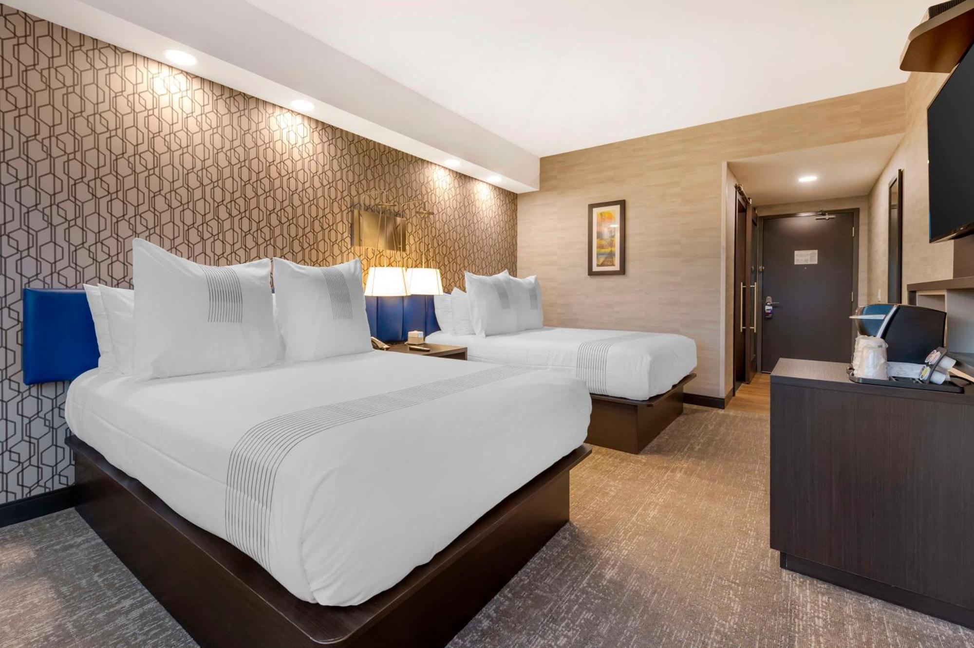 Glo Best Western Kanata Ottawa West Экстерьер фото